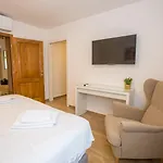 Riva Parenzo *