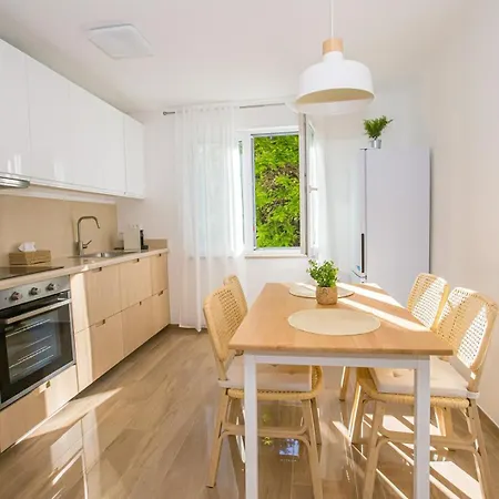 Riva Parenzo * Porec