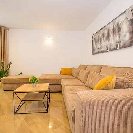 Riva Parenzo Apartment